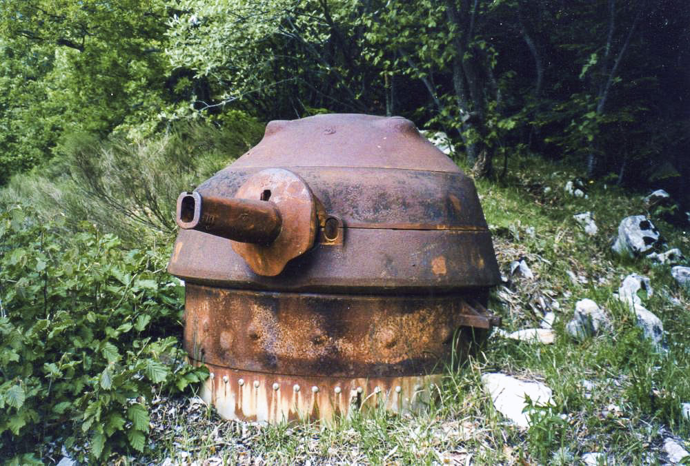 Ligne Maginot - LA MAGLIA - SAINT ANNE 2 (TD N°611) - (Cuve pour arme d'infanterie) - 