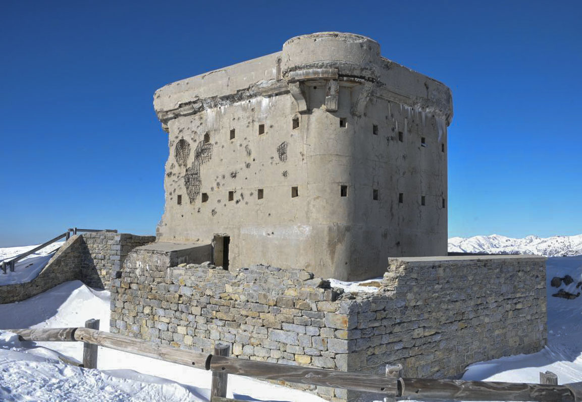 Ligne Maginot - POINTE DES TROIS COMMUNES (PTC) - (Blockhaus pour arme infanterie) - 