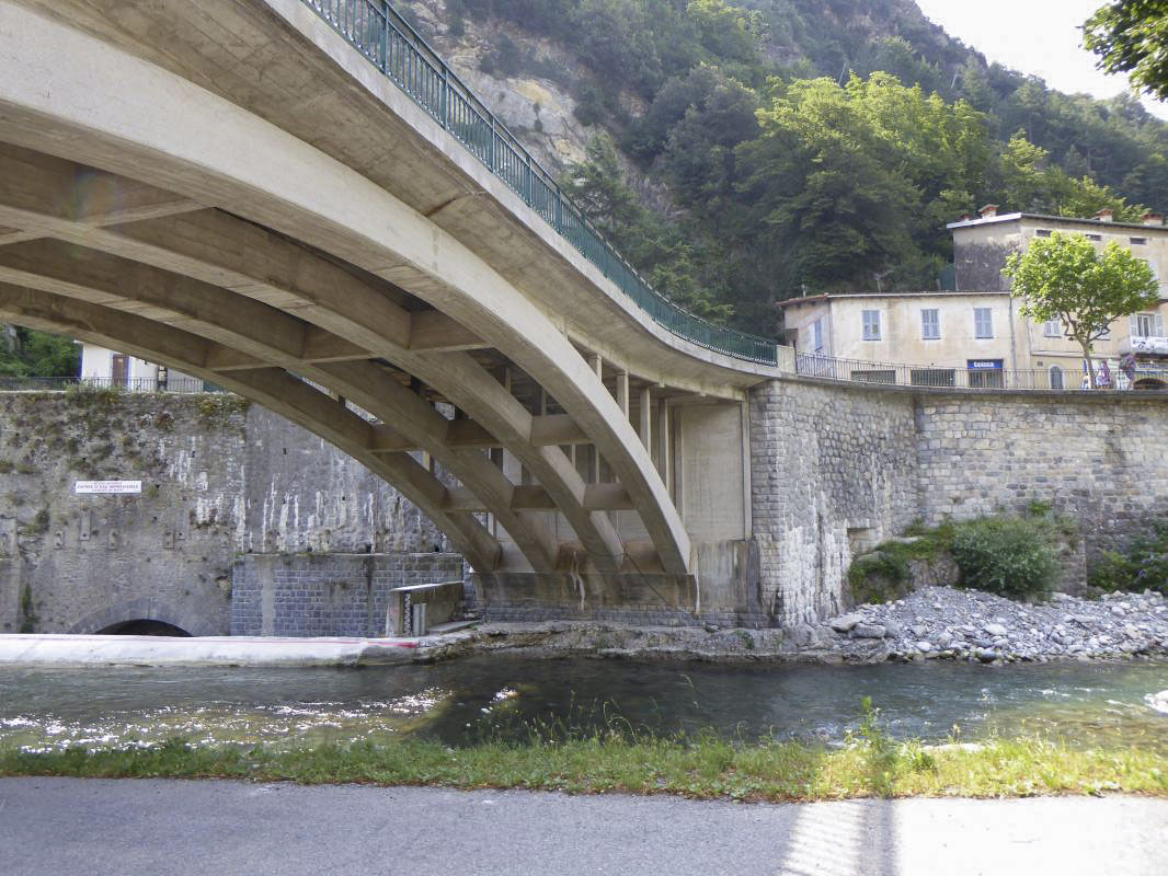 Ligne Maginot - 23 - PONT SUPERIEUR - (DMP - Dispositif de Mine Permanent) - Le pont actuel, aucune trace de l'ancien pont