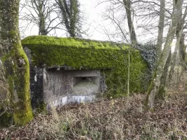 Ligne Maginot - GUISING 4 (AVANT POSTE) - (Blockhaus pour canon) - La façade de tir pour la mitrailleuse.