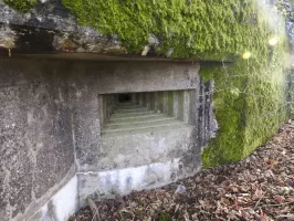 Ligne Maginot - GUISING 4 (AVANT POSTE) - (Blockhaus pour canon) - Le créneau pour mitrailleuse.