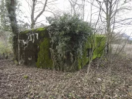 Ligne Maginot - GUISING 4 (AVANT POSTE) - (Blockhaus pour canon) - La façade sud.