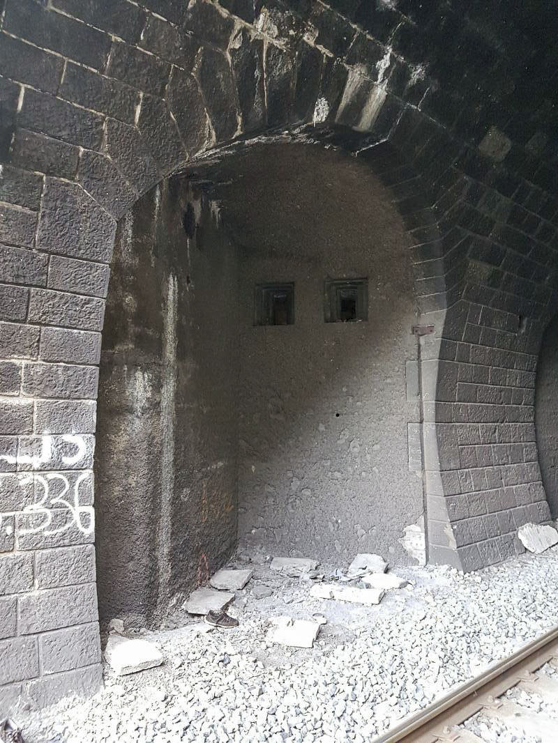 Ligne Maginot - BRAUS SUD (TUNNEL DE ) - (Blockhaus pour arme infanterie) - Détail des embrasures du blockhaus de gauche