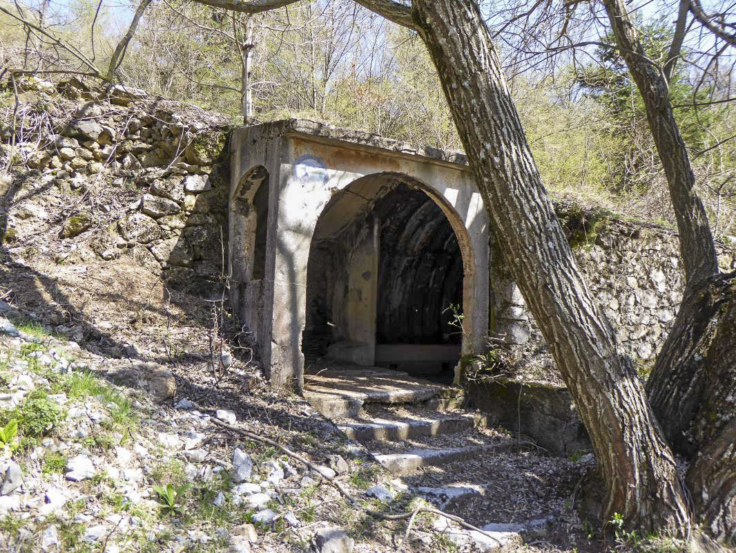 Ligne Maginot - COL DE BROUIS - (Casernement) - 