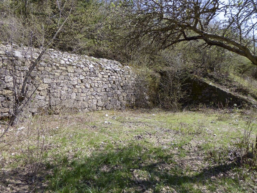 Ligne Maginot - COL DE BROUIS - (Casernement) - Emplacement pour un deuxième bâtiment