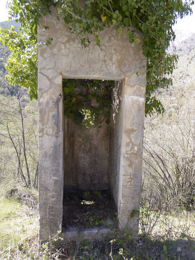 Ligne Maginot - COL DE BROUIS - (Casernement) - Un WC extérieur