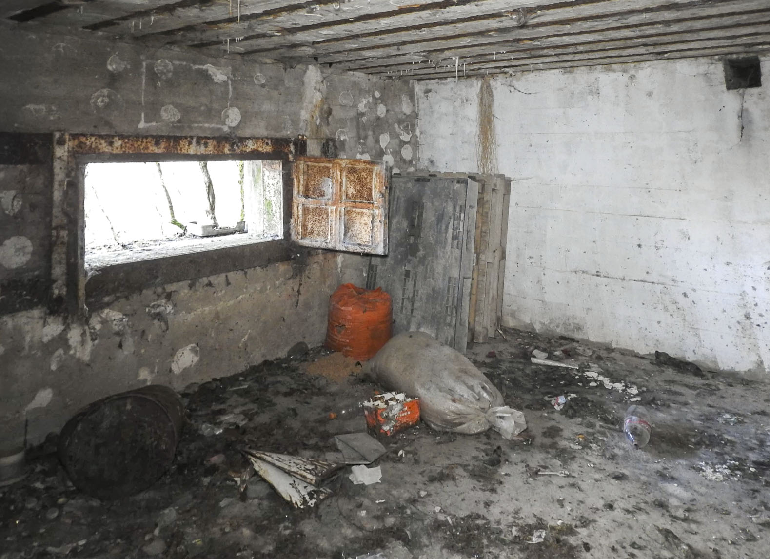 Ligne Maginot - GUISING 4 (AVANT POSTE) - (Blockhaus pour canon) - La chambre de tir du canon.