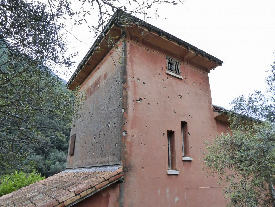 Ligne Maginot - COTALLORDA  (TUNNEL DE ) - (Blockhaus pour arme infanterie) - Gare PLM à proximité, avec traces des combats