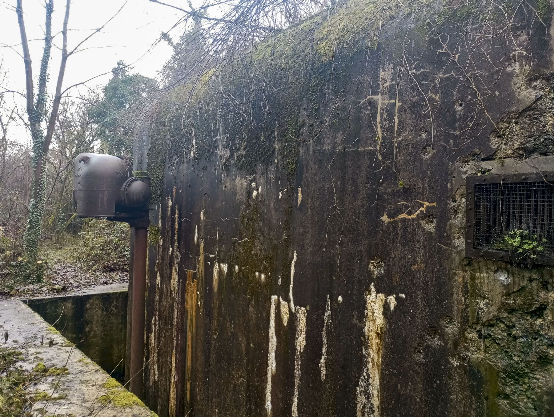 Ligne Maginot - 9/3 - AUENHEIM SUD - (Casemate d'infanterie - Simple) - Le projecteur.