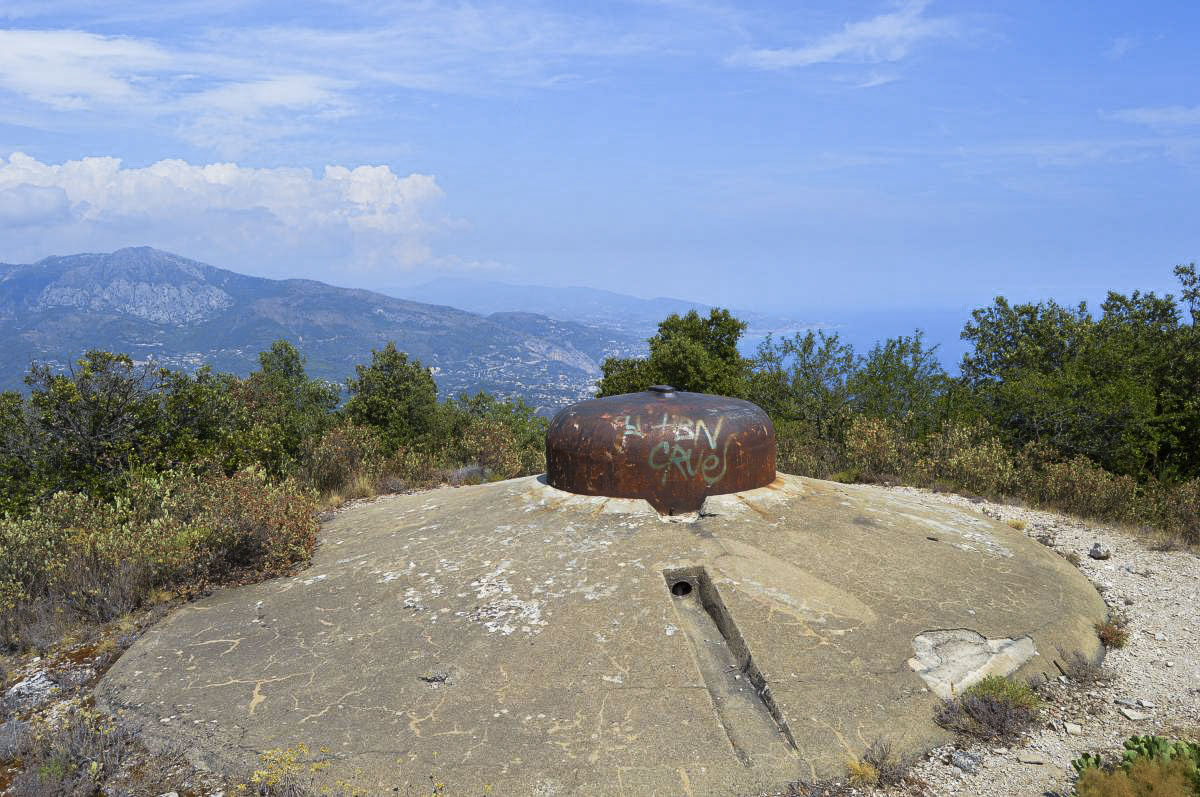 Ligne Maginot - MONT GROS DE ROQUEBRUNE - (Observatoire d'artillerie) - 