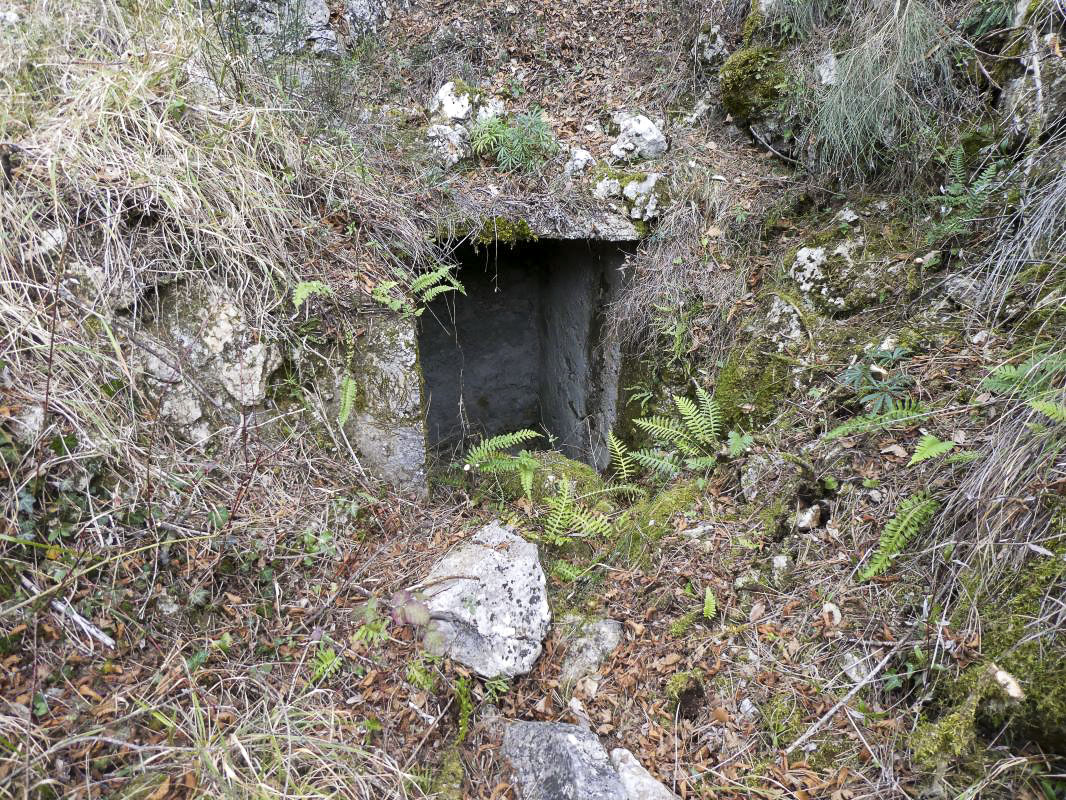 Ligne Maginot - SAINT OUEN NORD - (Blockhaus pour arme infanterie) - L'entrée