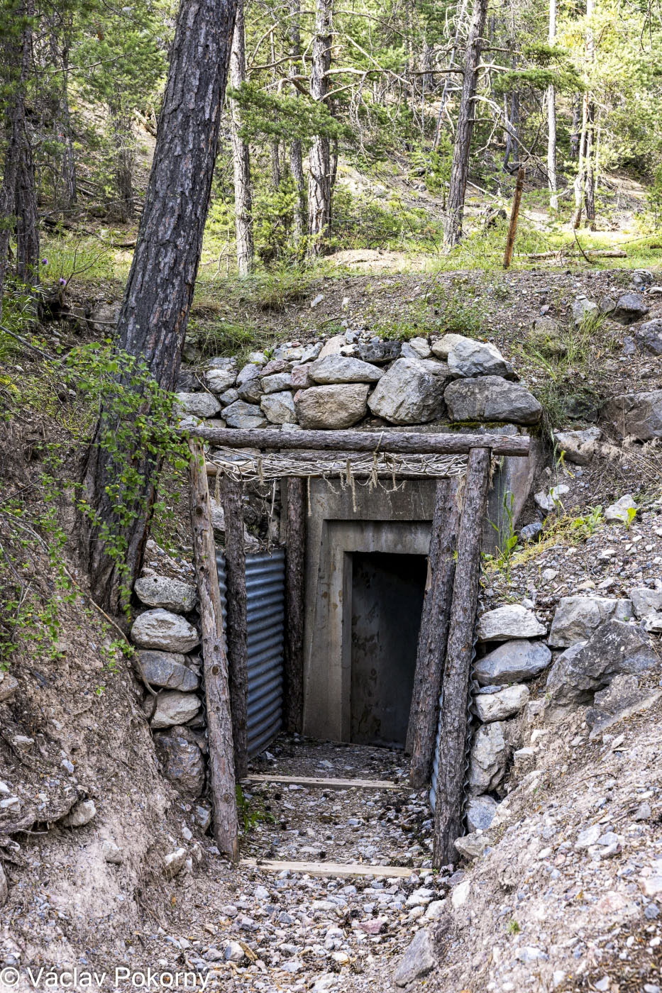 Ligne Maginot - LA PIGNEE - (Abri) - Entrée droite