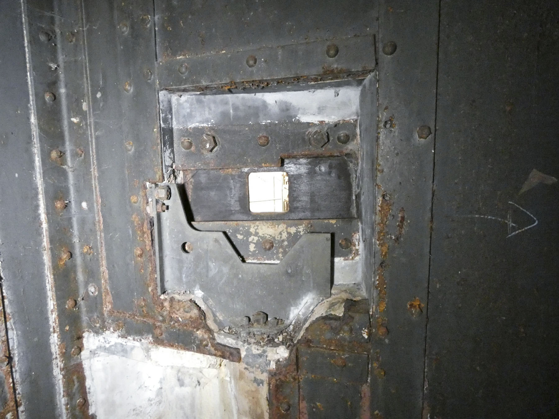 Ligne Maginot - RAMSTEIN OUEST - (Casemate d'infanterie - Simple) - Le créneau pour FM.
