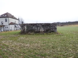 Ligne Maginot - GARE DE KALHAUSEN 2 - (Blockhaus pour arme infanterie) - La façade frontale vers le nord.