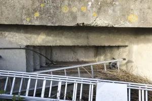 Ligne Maginot - ALGOLSHEIM - ABBATUCCI 2 - (Blockhaus pour canon) - Créneau pour canon de 25