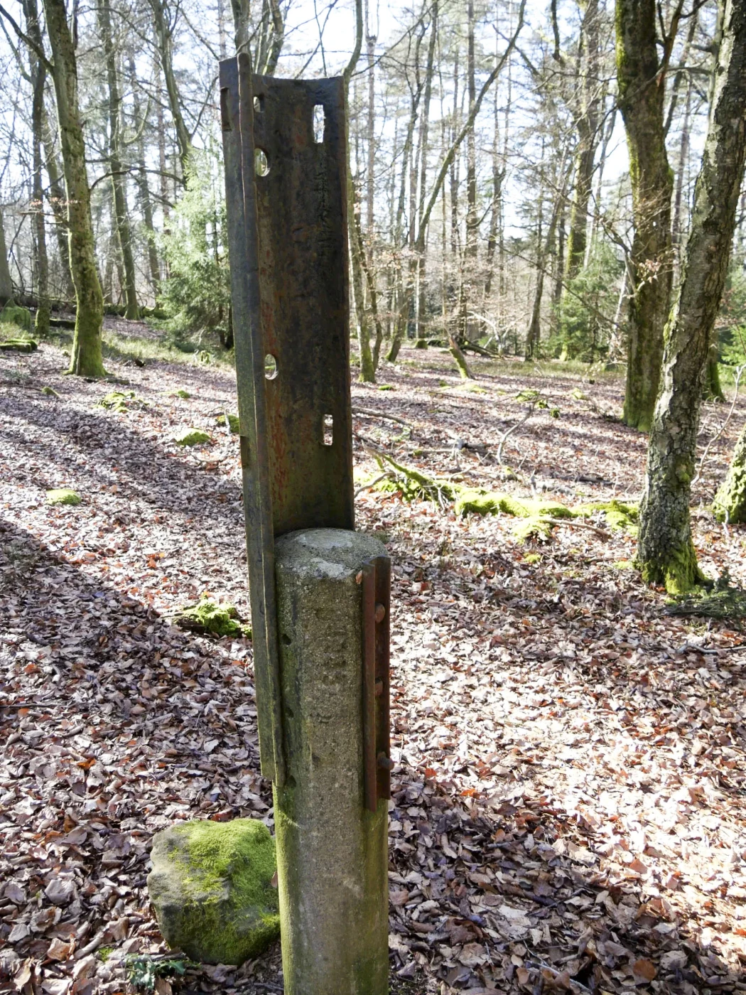Ligne Maginot - G432 - (Chambre de coupure) - Point de raccordement pour les boitiers en position haute