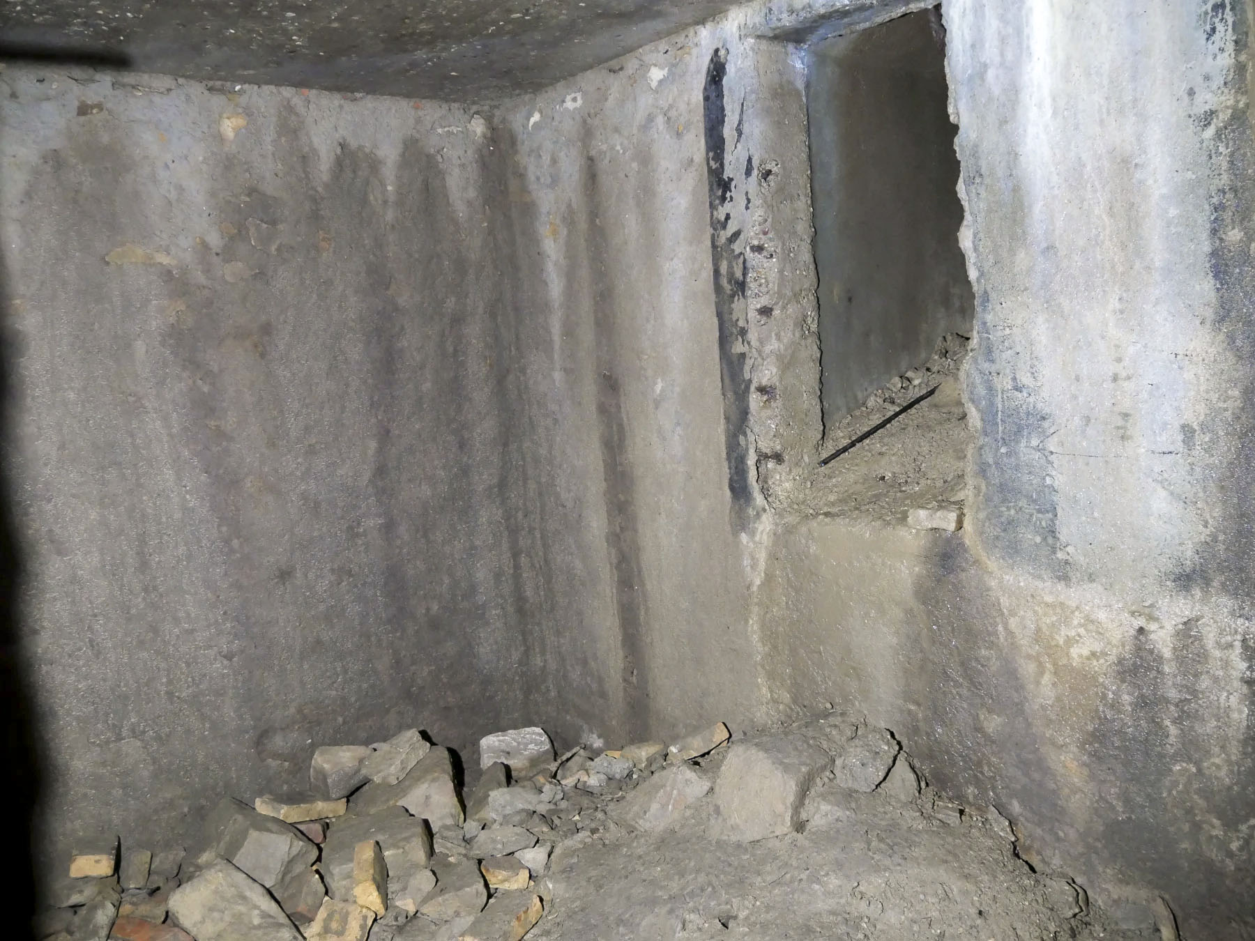 Ligne Maginot - RITTERSHOFFEN (2°BON - 79° RIF) - (PC de Quartier) - Chambre sous le poste d'observation