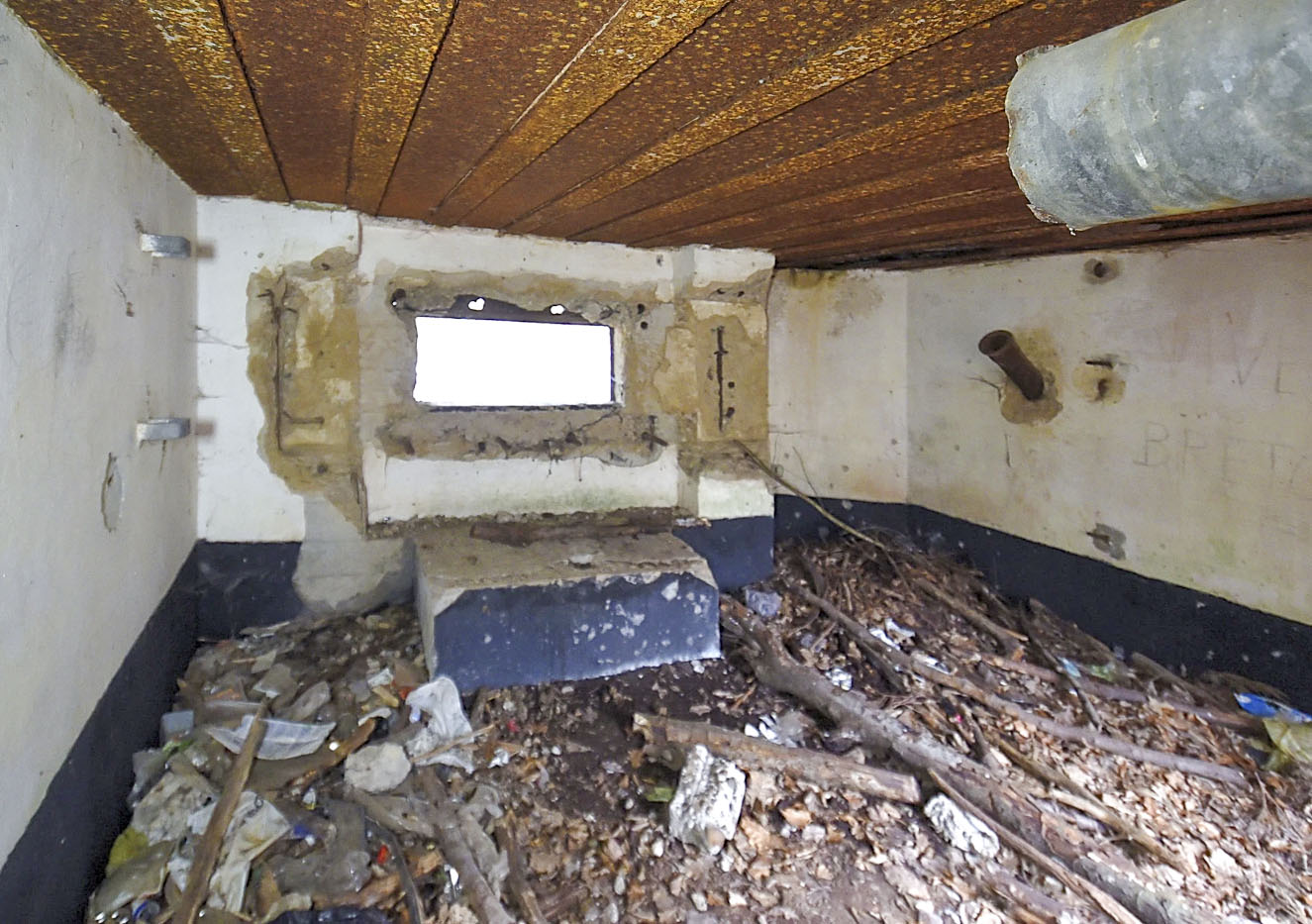Ligne Maginot - FALKENSTEIN - (Blockhaus pour canon) - L'intérieur