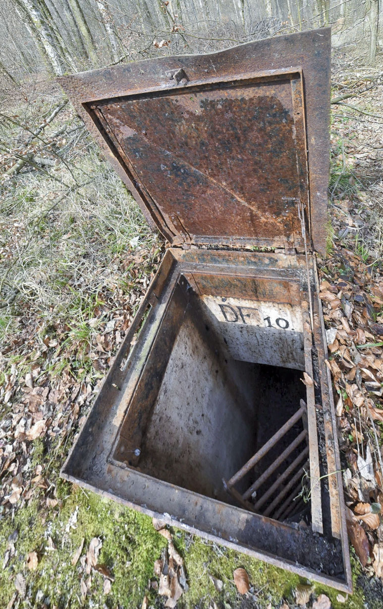 Ligne Maginot - DF10 - (Chambre de coupure) - 