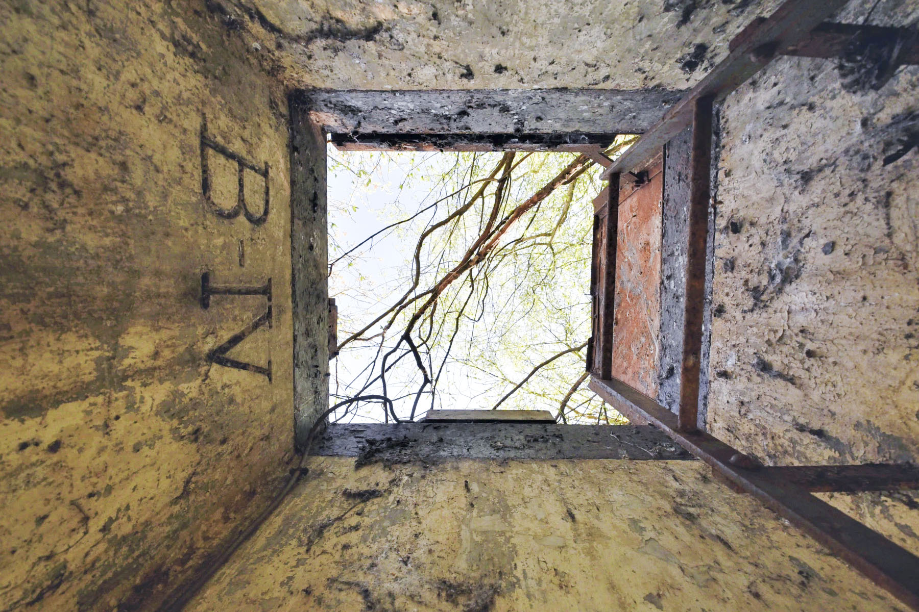 Ligne Maginot - B4 - (Chambre de coupure) - 
