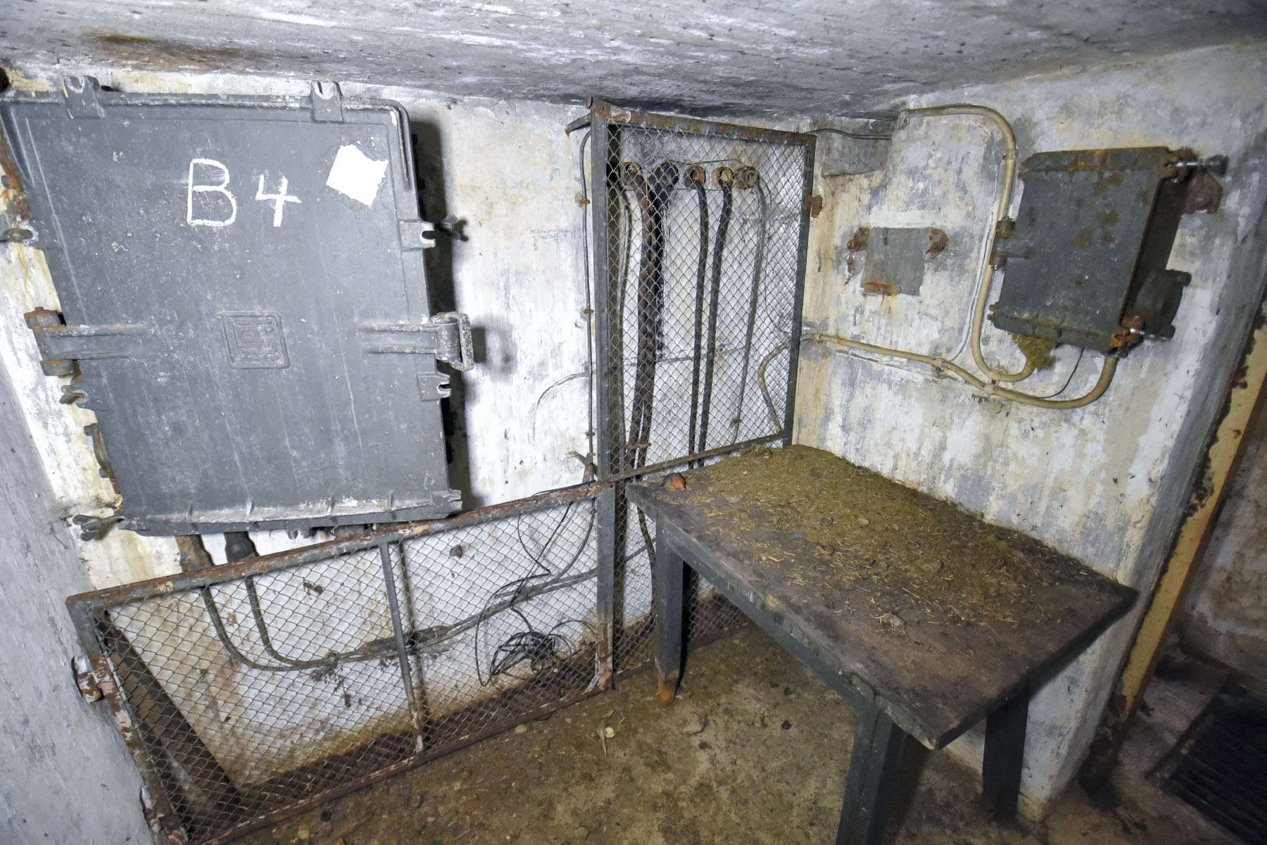 Ligne Maginot - B4 - (Chambre de coupure) - 