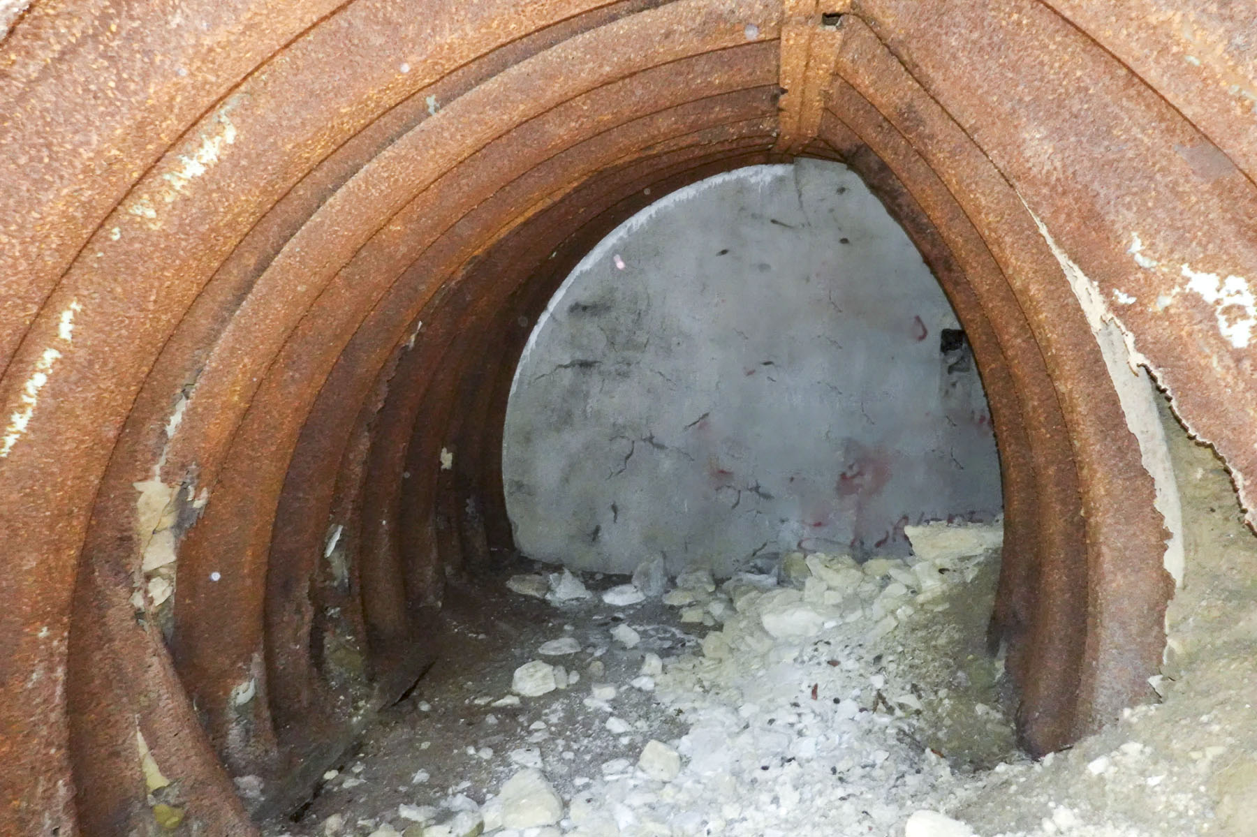Ligne Maginot - SCHIDELBERG (QUARTIER TéTERCHEN - II/161° RIF) - (PC de Quartier) - Abri tôle métro de gauche