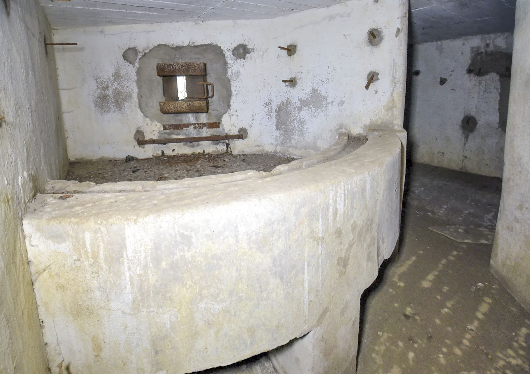 Ligne Maginot - AB13 - (Blockhaus pour canon) - 