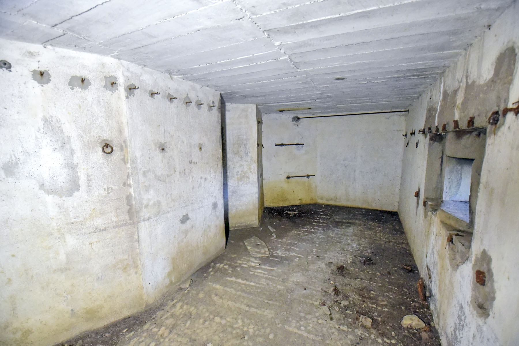 Ligne Maginot - AB13 - (Blockhaus pour canon) - 